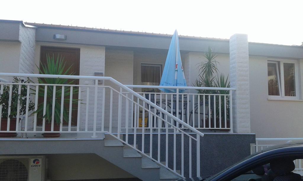 Apartmani Jopi Neum Exteriör bild